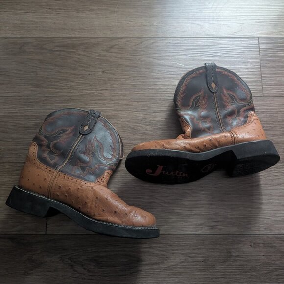 Justin | Gypsy Western Boot In Ostrich - Picture 3 of 8